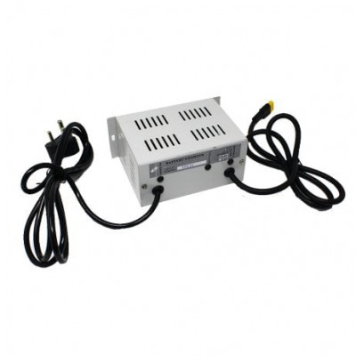 Battery Charger 3S Li-Ion 12.6V 5A with XT60 Connector